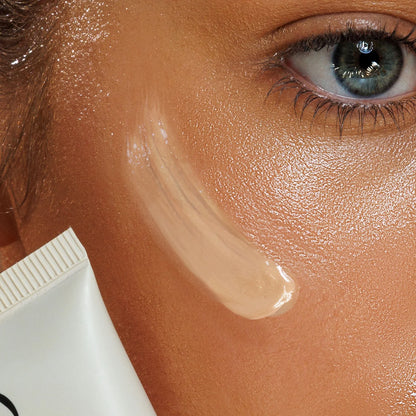 Avocado Zinc SPF50 Tinted Moisturiser - Light